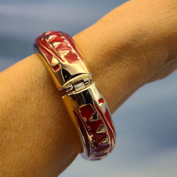 Chico's Red enamel & silver hinged bangle bracelet - Picture 3 of 8